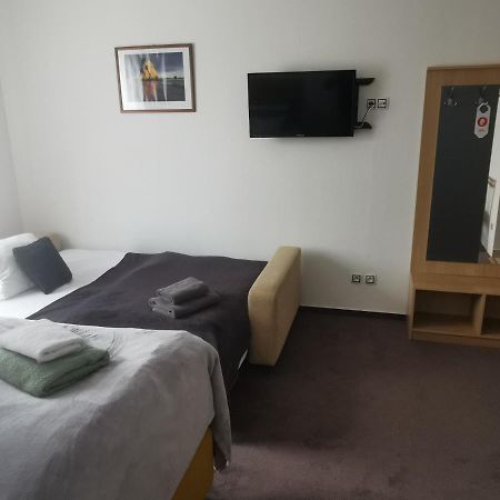 Pension Kiwi Mikulov Luaran gambar