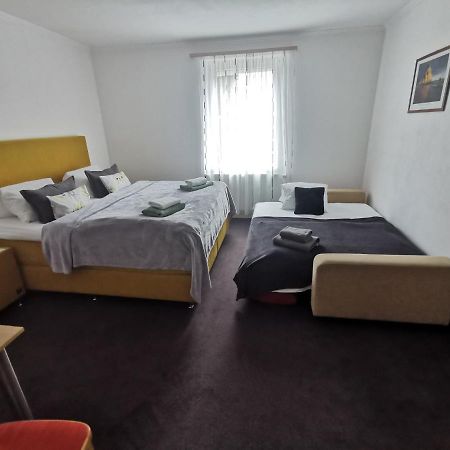 Pension Kiwi Mikulov Luaran gambar