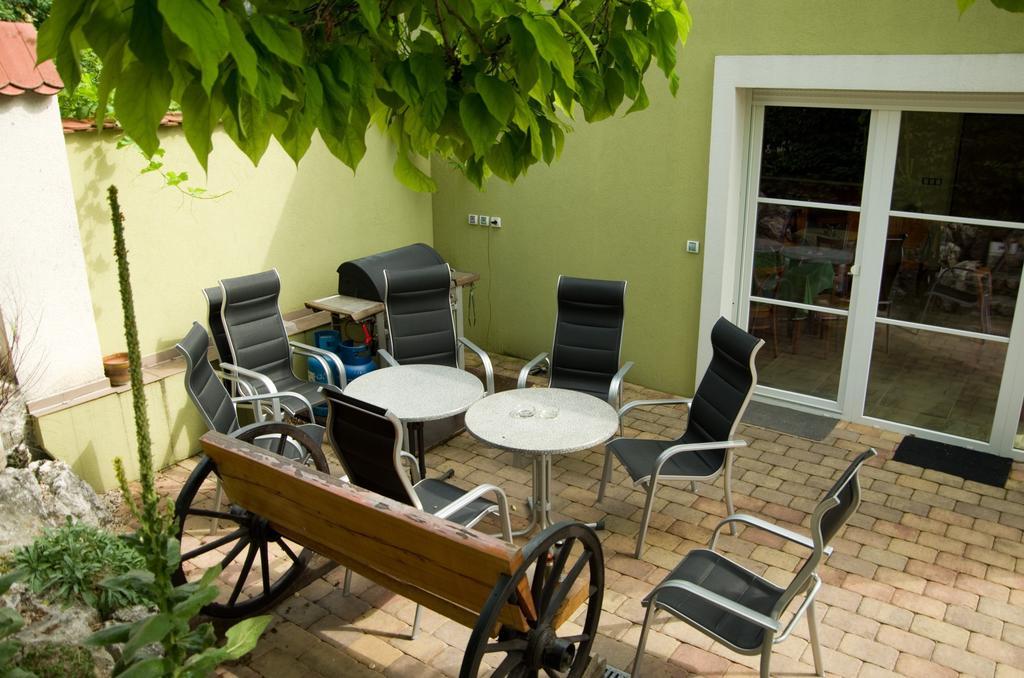 Pension Kiwi Mikulov Luaran gambar